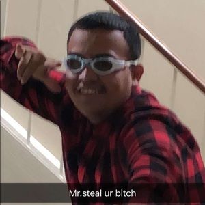 Meet your Posher, Mark